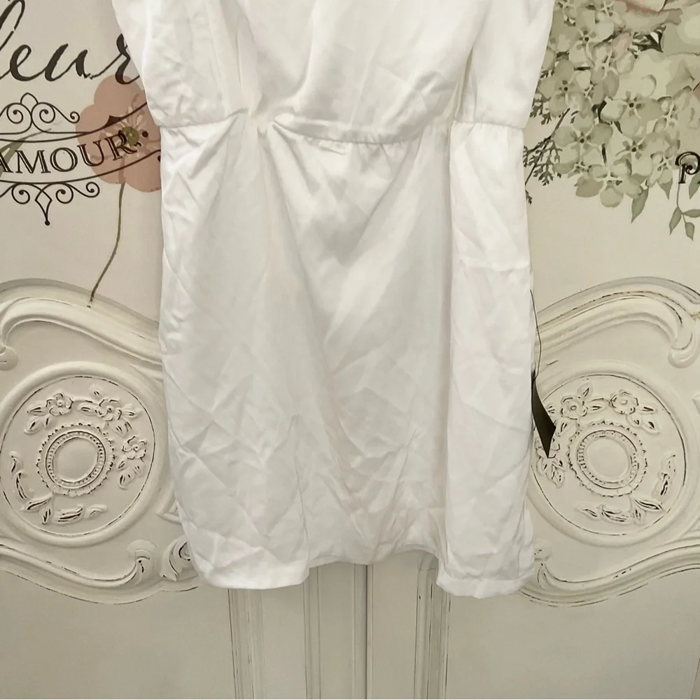 Lulus Classic Elegance Dress White Satin Mini Mock Neck Size L NWT